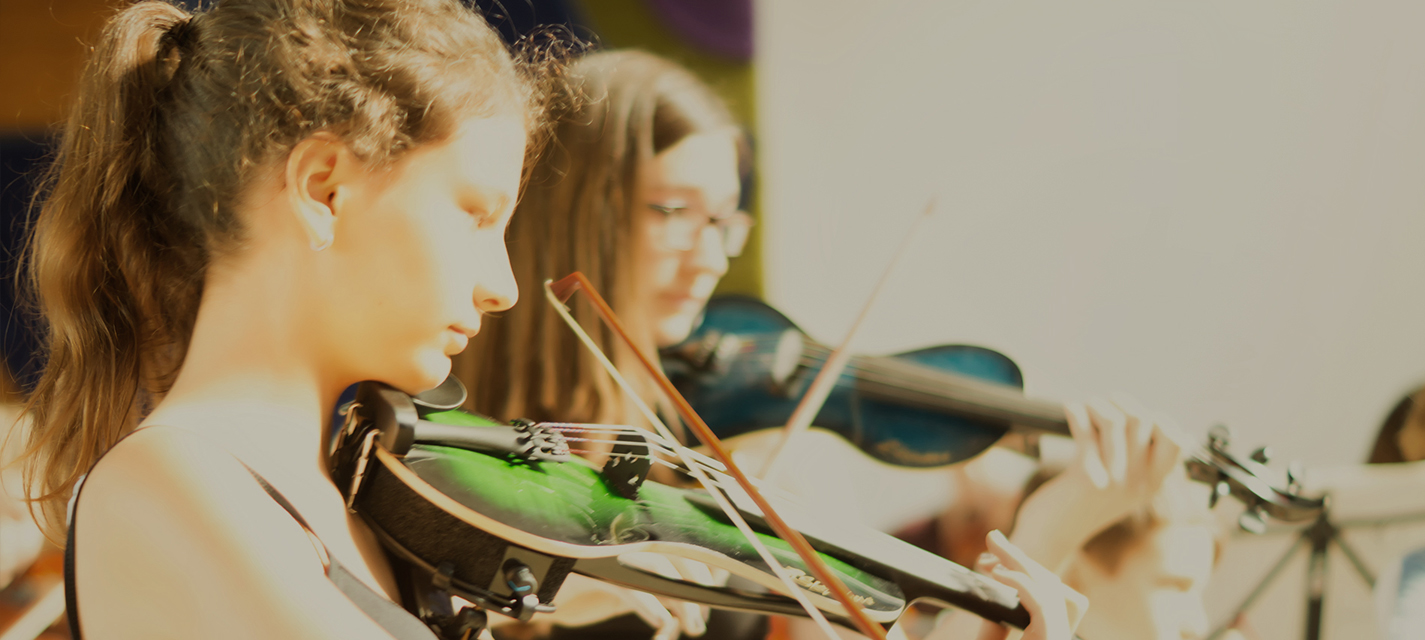 Das Kammerorchester des Internationale Musikcamps Oberwesel spielt auf der Probe